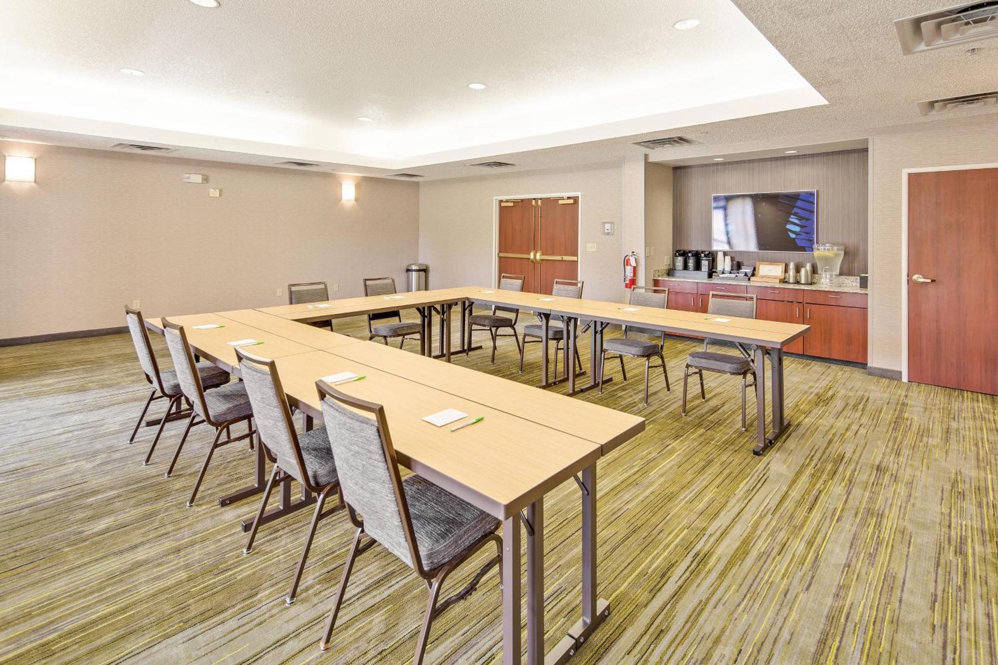 Courtyard By Marriott Bryan College Station Ξενοδοχείο Εξωτερικό φωτογραφία