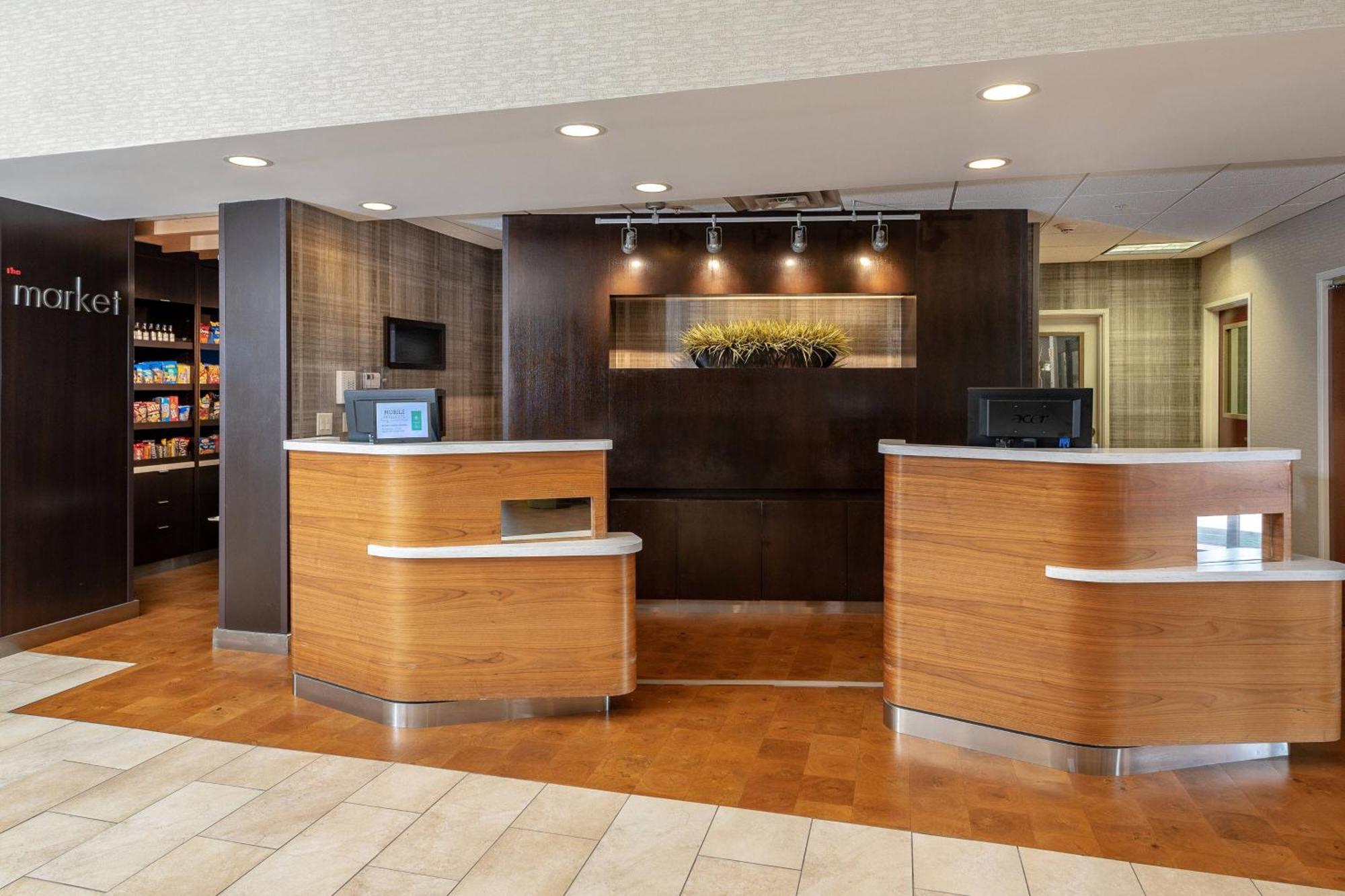 Courtyard By Marriott Bryan College Station Ξενοδοχείο Εξωτερικό φωτογραφία
