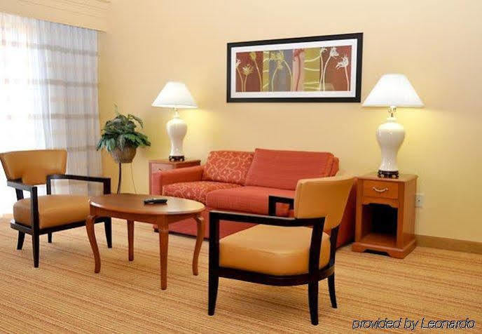 Courtyard By Marriott Bryan College Station Ξενοδοχείο Εξωτερικό φωτογραφία